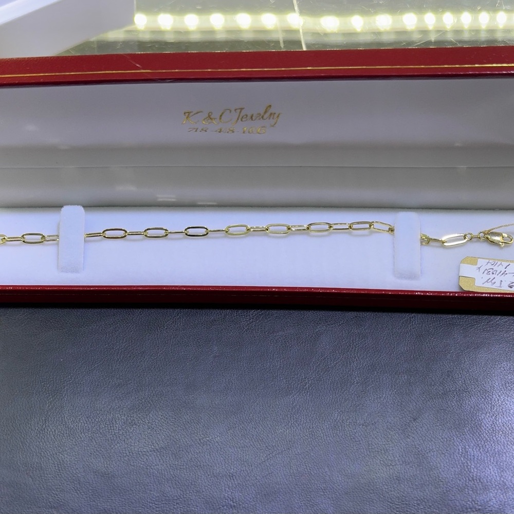 14 KT Elegant gold paperclip bracelet yellow gold . NEW